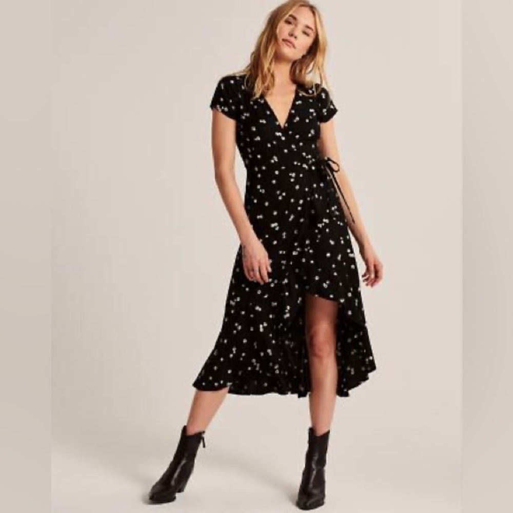 Abercrombie & Fitch Black Floral Midi Dress